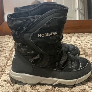 Nice black winter boots